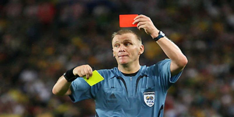 Mách bạn mẹo chơi kèo thẻ phạt tại AE888